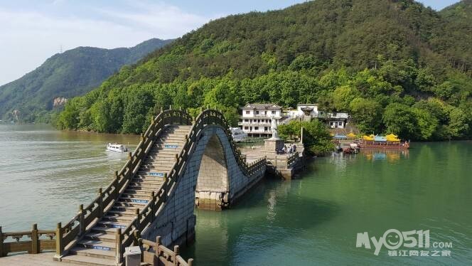 {老虎機}(浙江富春江旅游)