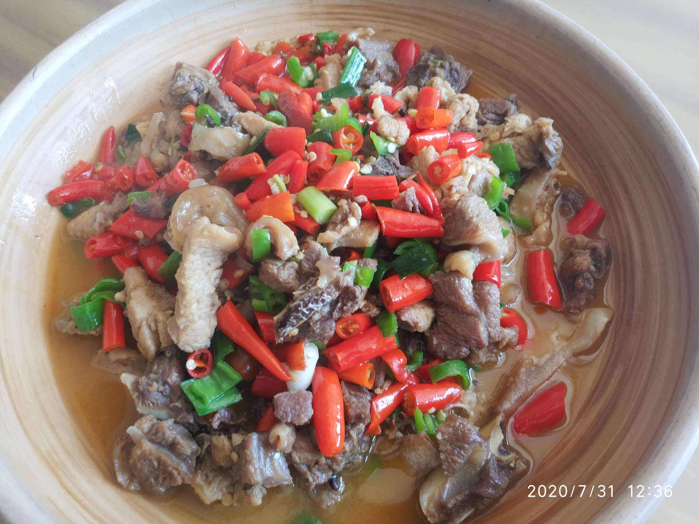 {賭馬}(娄底特色美食小吃)